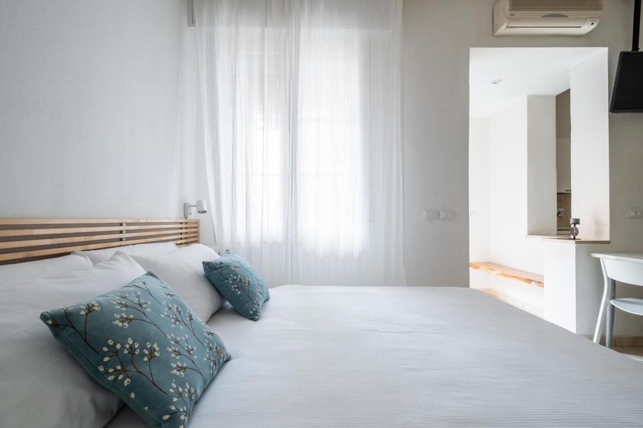 Delia'S Studios In The City Center By Wonderful Italy Bolonia Exterior foto